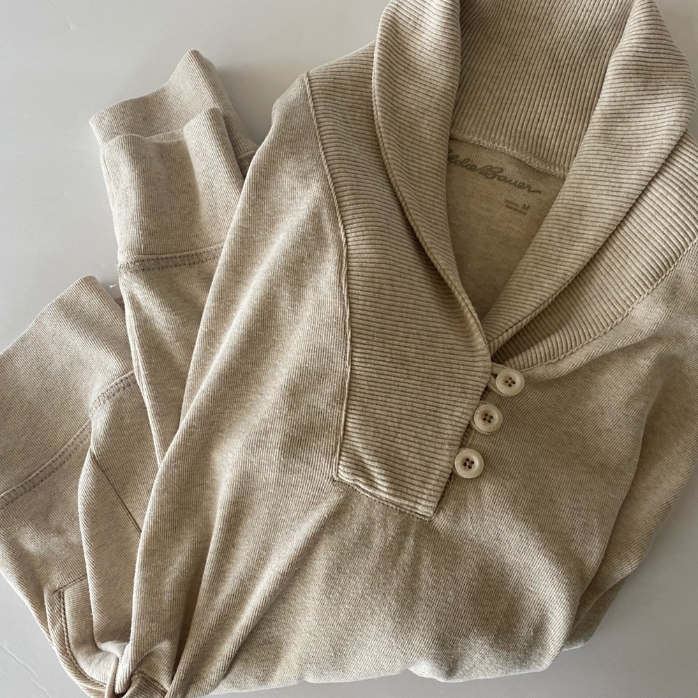 Eddie Bauer Sweatshirt